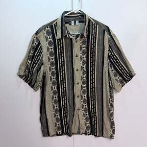 Noir Paris Geometric Pattern Viscose Short Sleeve Shirt Size 4 (Large)